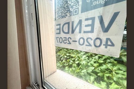 Apartamento à venda com 105m², 3 quartos e 1 vaga Apartamento à venda com 105m², 3 quartos e 1 vagaPlaca