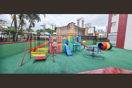 Apartamento à venda com 49m², 2 quartos e 1 vaga Apartamento à venda com 49m², 2 quartos e 1 vagaÁrea comum - Playground