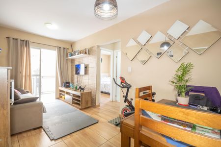 Sala de apartamento à venda com 2 quartos, 48m² em Santa Maria, Osasco