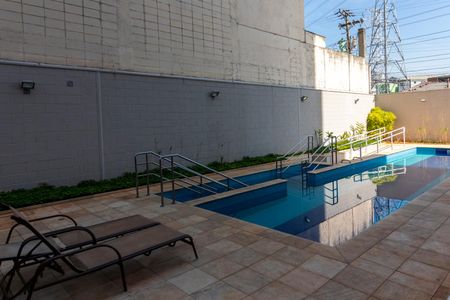 Apartamento à venda com 60m², 3 quartos e 1 vagaÁrea comum - Piscina