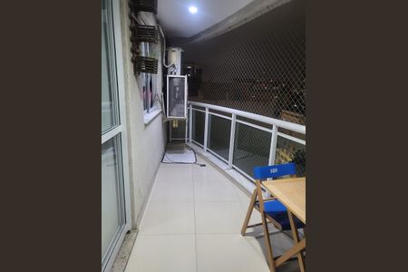 Apartamento à venda com 65m², 2 quartos e 1 vaga Apartamento à venda com 65m², 2 quartos e 1 vagaVaranda