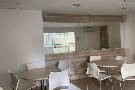 Apartamento à venda com 65m², 2 quartos e 1 vaga Apartamento à venda com 65m², 2 quartos e 1 vagaÁrea comum