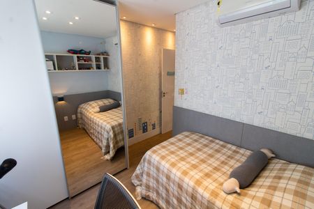 Apartamento à venda com 131m², 3 quartos e 3 vagasSUITE 2