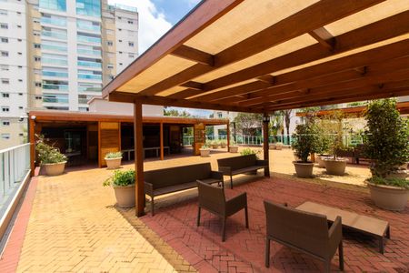 Apartamento à venda com 131m², 3 quartos e 3 vagasÁREA COMUM - PRAÇA