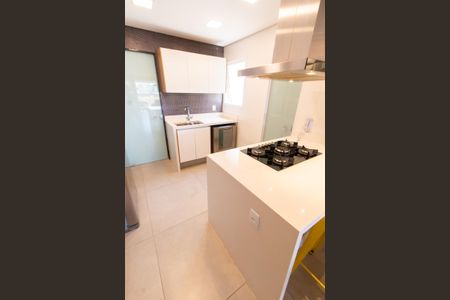 Apartamento à venda com 131m², 3 quartos e 3 vagasCOZINHA