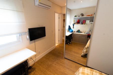 Apartamento à venda com 131m², 3 quartos e 3 vagasSUITE 1