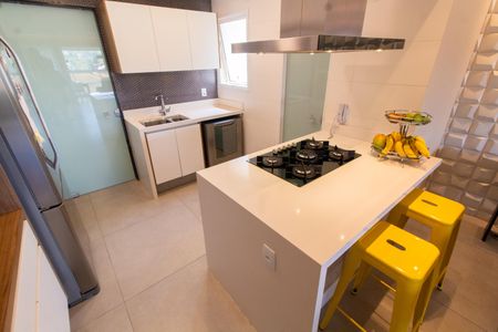 Apartamento à venda com 131m², 3 quartos e 3 vagasCOZINHA
