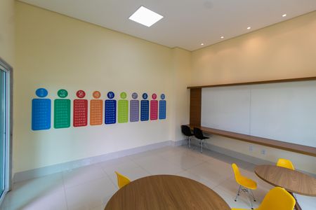 Apartamento à venda com 131m², 3 quartos e 3 vagasÁREA COMUM - SALA DE ESTUDO INFANTIL