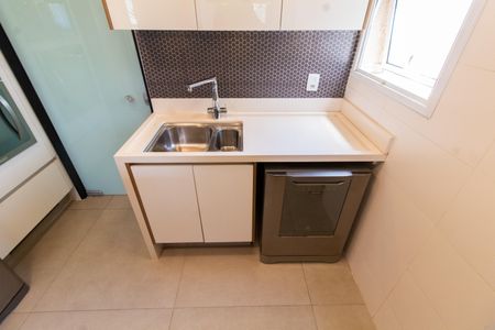 Apartamento à venda com 131m², 3 quartos e 3 vagasCOZINHA