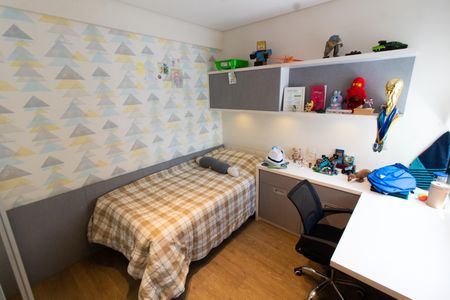 Apartamento à venda com 131m², 3 quartos e 3 vagasSUITE 1