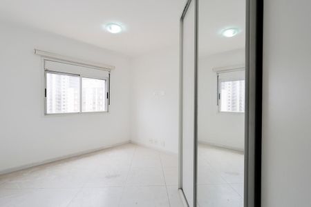 Apartamento para alugar com 105m², 2 quartos e 2 vagas Apartamento para alugar com 105m², 2 quartos e 2 vagasQuarto