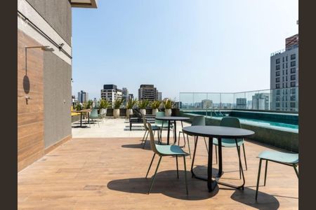 Studio à venda com 25m², 1 quarto e sem vagaÁrea comum - Piscina