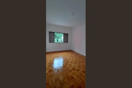 Quarto de casa à venda com 3 quartos, 200m² em Cambuci, São Paulo