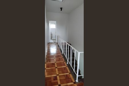 Casa à venda com 200m², 3 quartos e 5 vagasCorredor