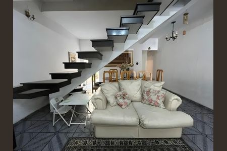 Casa para alugar com 3 quartos, 195m² em Jardim do Mar, São Bernardo do Campo