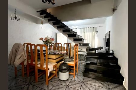 Casa para alugar com 3 quartos, 195m² em Jardim do Mar, São Bernardo do Campo