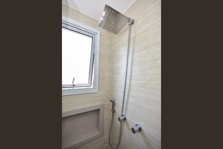 Apartamento à venda com 91m², 2 quartos e 2 vagasChuveiro do Banheiro da Suíte 2