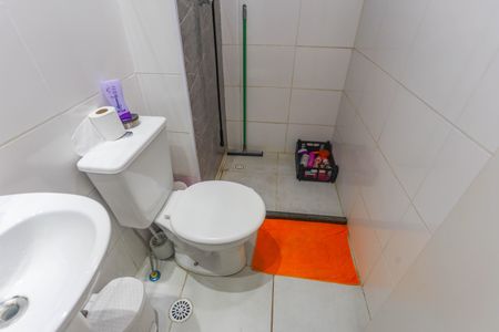 Apartamento à venda com 40m², 2 quartos e sem vaga Apartamento à venda com 40m², 2 quartos e sem vagaBanheiro