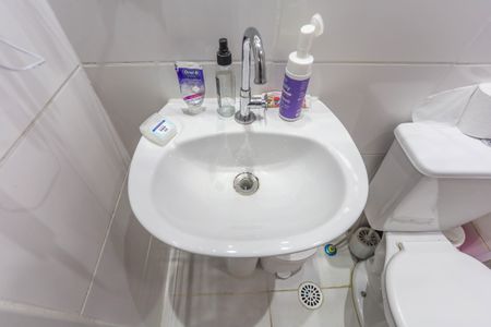 Apartamento à venda com 40m², 2 quartos e sem vaga Apartamento à venda com 40m², 2 quartos e sem vagaBanheiro