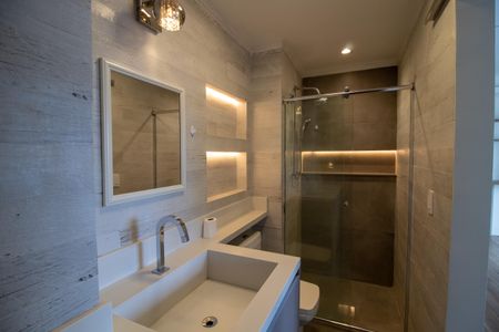 Apartamento para alugar com 70m², 2 quartos e 1 vaga Apartamento para alugar com 70m², 2 quartos e 1 vagaBanheiro Social