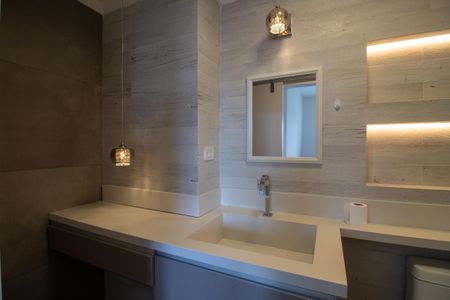 Apartamento para alugar com 70m², 2 quartos e 1 vaga Apartamento para alugar com 70m², 2 quartos e 1 vagaBanheiro Social