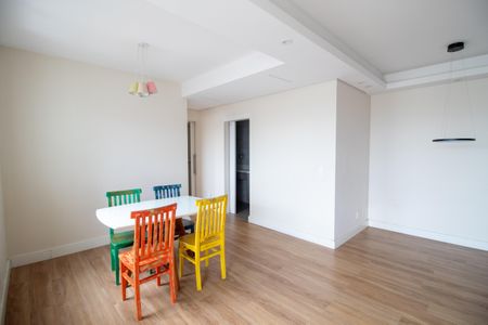 Apartamento para alugar com 70m², 2 quartos e 1 vaga Apartamento para alugar com 70m², 2 quartos e 1 vagaSala