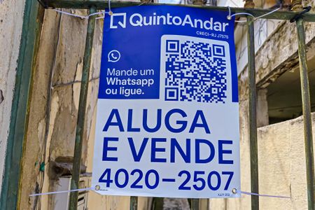 Casa para alugar com 65m², 2 quartos e sem vaga Casa para alugar com 65m², 2 quartos e sem vagaFachada com placa