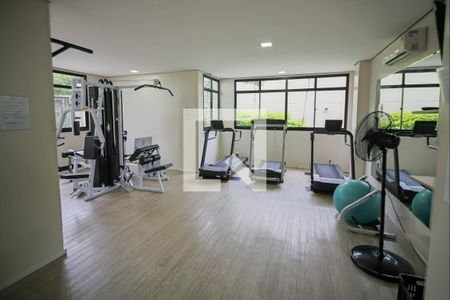 Apartamento à venda com 148m², 4 quartos e 4 vagas Apartamento à venda com 148m², 4 quartos e 4 vagasÁrea comum - Academia