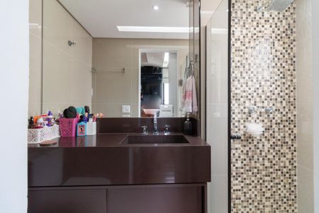 Apartamento à venda com 148m², 4 quartos e 4 vagas Apartamento à venda com 148m², 4 quartos e 4 vagasBanheiro da Suíte 2