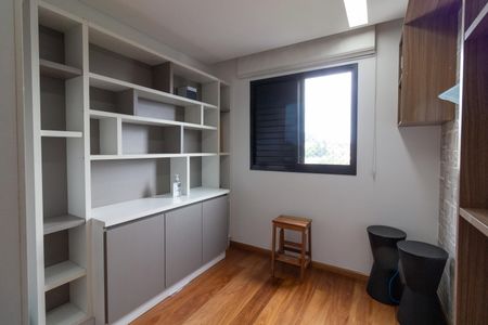 Apartamento à venda com 148m², 4 quartos e 4 vagas Apartamento à venda com 148m², 4 quartos e 4 vagasQuarto 2