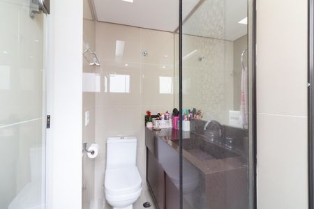 Apartamento à venda com 148m², 4 quartos e 4 vagas Apartamento à venda com 148m², 4 quartos e 4 vagasBanheiro da Suíte 2