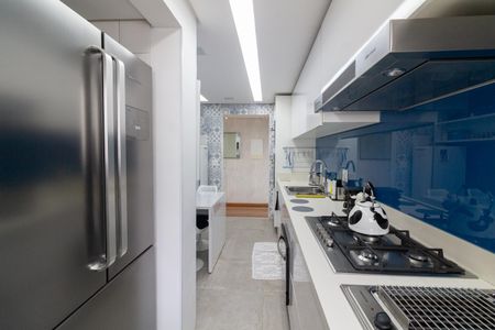 Apartamento à venda com 148m², 4 quartos e 4 vagas Apartamento à venda com 148m², 4 quartos e 4 vagasCozinha