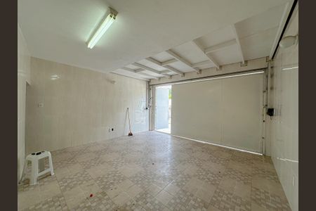 Casa para alugar com 204m², 3 quartos e 2 vagas Casa para alugar com 204m², 3 quartos e 2 vagasGaragem