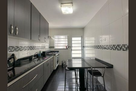 Casa para alugar com 204m², 3 quartos e 2 vagas Casa para alugar com 204m², 3 quartos e 2 vagasCozinha