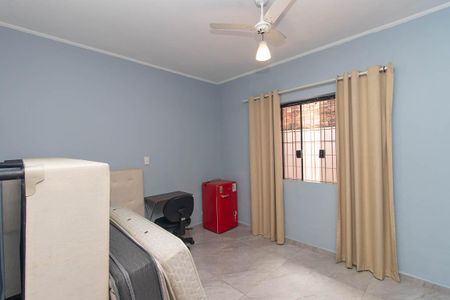 Casa à venda com 270m², 4 quartos e 6 vagasQuarto 2