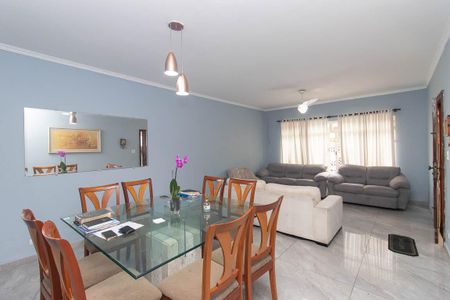 Sala de casa à venda com 4 quartos, 270m² em Parque Edu Chaves, São Paulo