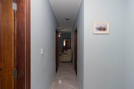 Casa à venda com 270m², 4 quartos e 6 vagasHall dos Quartos