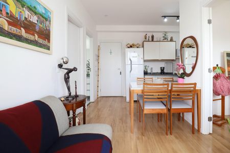 Sala de apartamento à venda com 2 quartos, 40m² em Pinheiros, São Paulo