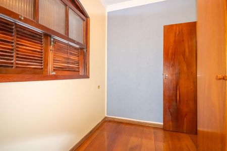 Casa à venda com 188m², 3 quartos e 2 vagas Casa à venda com 188m², 3 quartos e 2 vagasQuarto 3