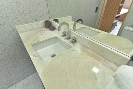 Apartamento à venda com 29m², 1 quarto e 1 vagaBanheiro