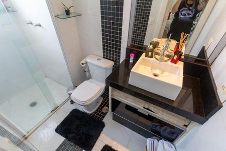 Apartamento à venda com 115m², 3 quartos e 2 vagas Apartamento à venda com 115m², 3 quartos e 2 vagasBanheiro 1