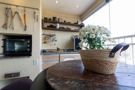 Apartamento à venda com 115m², 3 quartos e 2 vagas Apartamento à venda com 115m², 3 quartos e 2 vagasVaranda