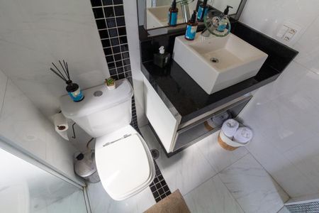 Apartamento à venda com 115m², 3 quartos e 2 vagas Apartamento à venda com 115m², 3 quartos e 2 vagasBanheiro 1