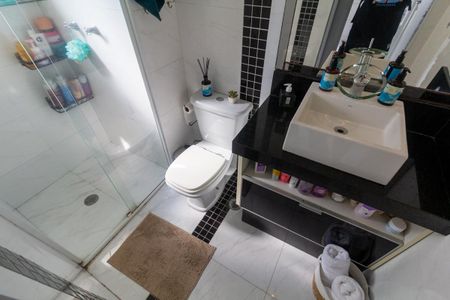 Apartamento à venda com 115m², 3 quartos e 2 vagas Apartamento à venda com 115m², 3 quartos e 2 vagasBanheiro 1