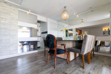 Apartamento à venda com 115m², 3 quartos e 2 vagas Apartamento à venda com 115m², 3 quartos e 2 vagasSala