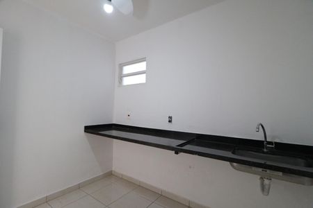 Cozinha 2 de casa para alugar com 5 quartos, 200m² em Jardim Sumare, Ribeirão Preto