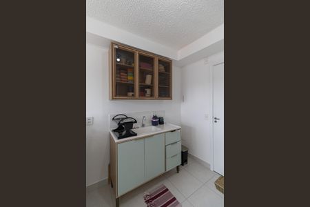 Apartamento à venda com 33m², 2 quartos e sem vaga Apartamento à venda com 33m², 2 quartos e sem vagaSala/Cozinha/Área de Serviço