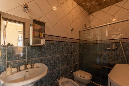 Casa à venda com 470m², 3 quartos e 3 vagas Casa à venda com 470m², 3 quartos e 3 vagasBanheiro Suíte