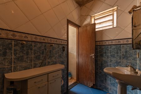 Casa à venda com 470m², 3 quartos e 3 vagas Casa à venda com 470m², 3 quartos e 3 vagasBanheiro Suíte