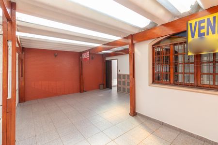 Casa à venda com 158m², 2 quartos e 2 vagas Casa à venda com 158m², 2 quartos e 2 vagasGaragem